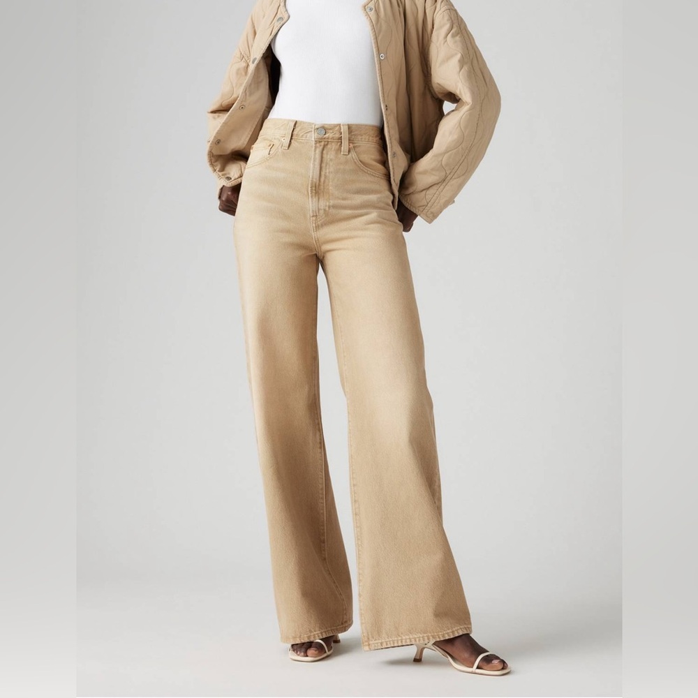 Levi’s Ribcage Wide Leg Jeans